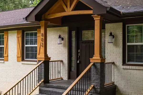 Montrose Greensboro House exterior