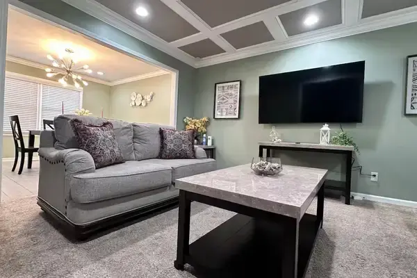 Montrose Greensboro House