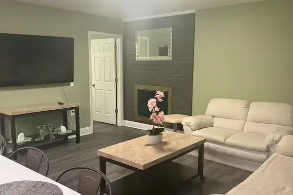 Private Greensboro Apartment